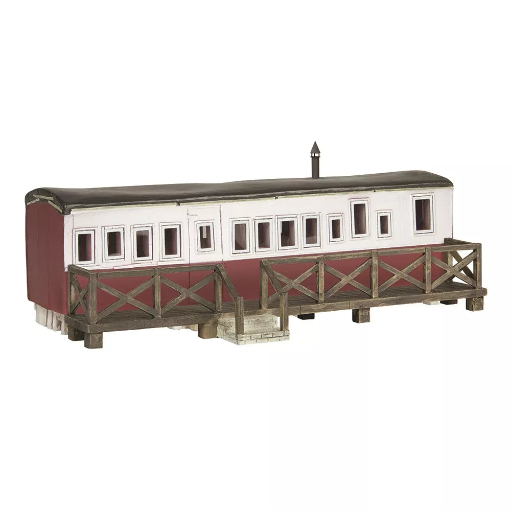 Scenecraft 44-0150R Holiday Coach Red and White, OO Gauge