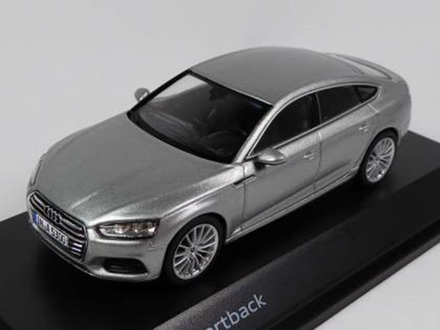 Spark 5011605031, 1:43 Scale Audi A5 Sportback, Florett Silver, Audi Main Dealer Packaging