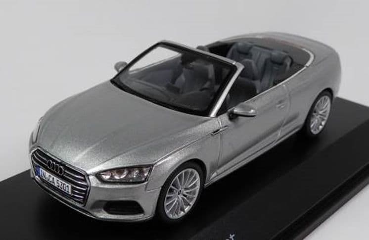 Spark 5011705331, 1:43 Scale Audi A5 Cabriolet, Florett Silver, Audi Main Dealer Packaging