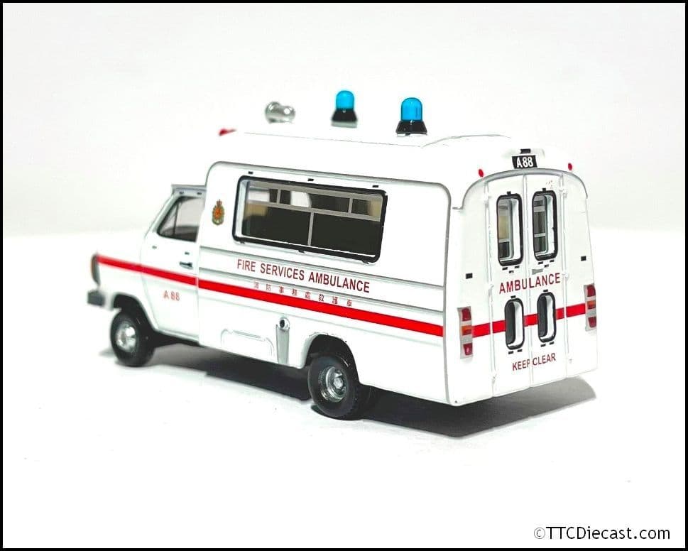 Tiny ATC65424 Ford Transit HKFSD 1980s Ambulance A88 Museum version 1:76 Scale