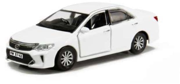 Tiny ATC64446 Toyota Camry 2014 White 1:64 Scale *PRE ORDER £14.39*